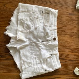 White American Eagle Shorts size 4